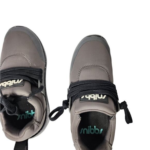 Snibbs   - Picture 2 of 10